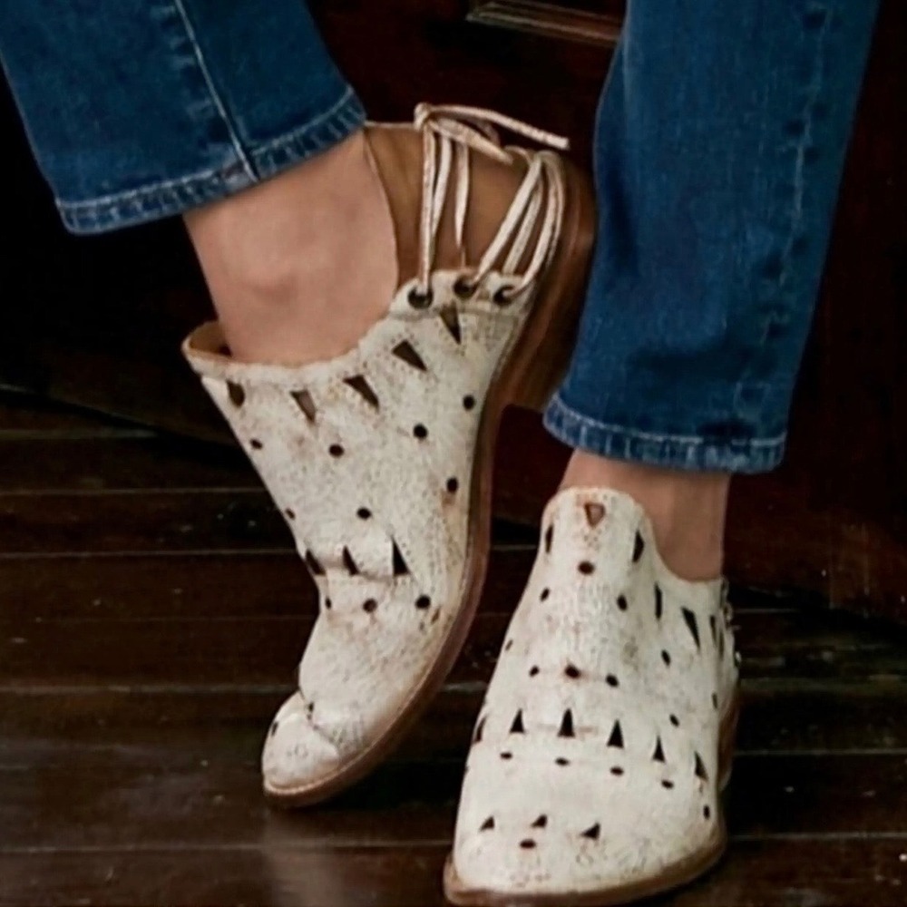 Musse & Cloud Coolise Western Boho Cutout Ankle Boots Distressed Leather White 8